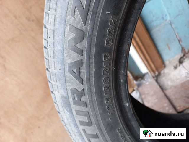 Bridgestone 195/60 R15 Тверь - изображение 1