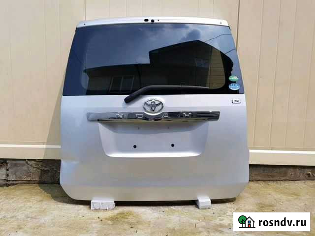 Дверь 5я на Toyota Noah ZRR70 ZRR75 Хабаровск - изображение 1