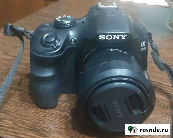 Зеркальный фотоаппарат sony alfa 3000 Кемерово - изображение 1