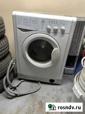 Стиральная машина бу indesit узкая Собинка - изображение 1