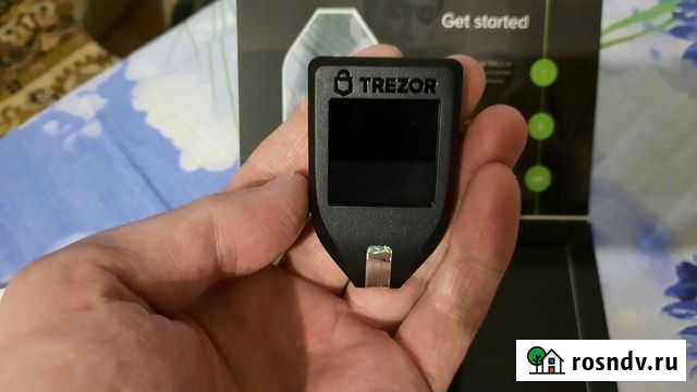 Trezor model t аппаратный кошелек Петрозаводск - изображение 1