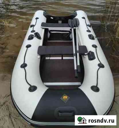 Продам лодку Ривьера 320 ск Кукмор
