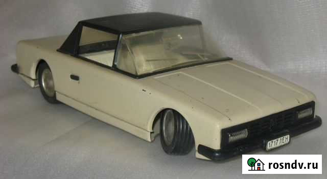 Машина легковая спортивная игрушка металл СССР Волгоград - изображение 1