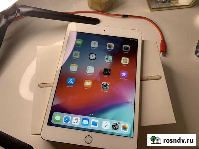 iPad mini 3 cellular 16Gb Gold Новосибирск - изображение 1