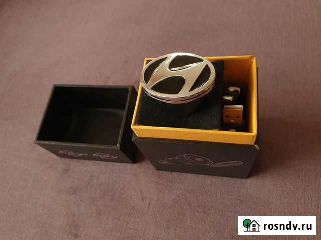 Новая автомобильная зарядка подарочная, в коробке Калининград - изображение 1