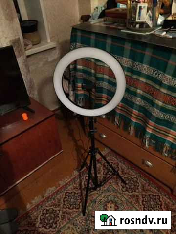 Кольцевая лампа со штативом Воркута - изображение 1