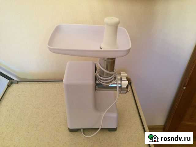 Мясорубка 1500вт новая Лермонтов - изображение 1