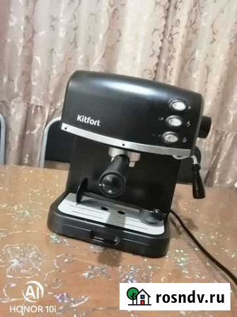 Кофеварка рожковая Kitfort Омск - изображение 1