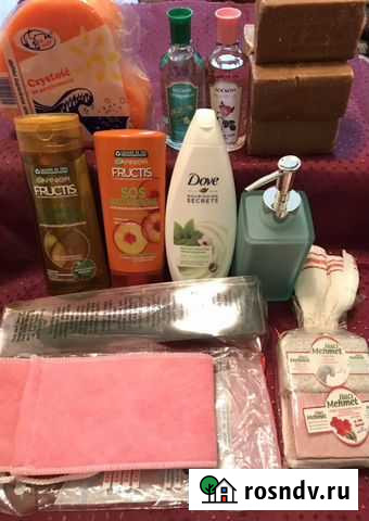 Набор косметики мыло мочалки губки дозатор пакетом Москва - изображение 1
