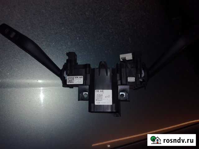 Подрулевой переключатель Volkswagen Волово - изображение 1