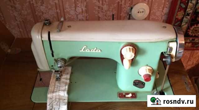 Швейная машинка LADA 236-1 Серпухов - изображение 1