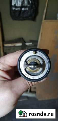 Термостат Nissan QG 18 оригинал Абакан - изображение 1