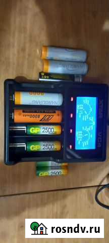 Зарядное устройствоxtarVC4для аккум.18650 аа ааа Ростов-на-Дону - изображение 1