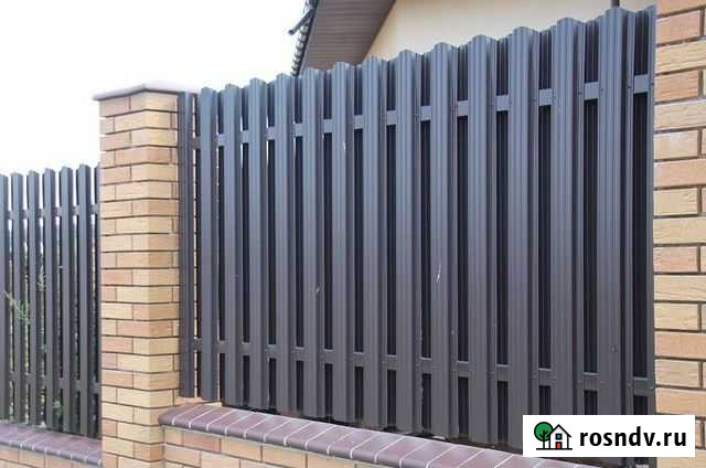 Металлический штакетник цветной Высокая Гора - изображение 1