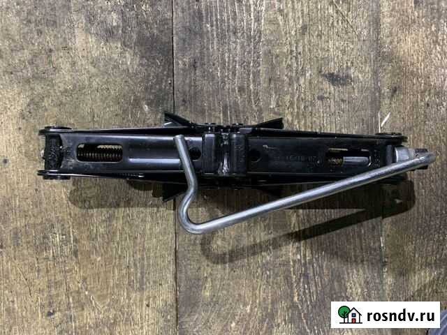 Домкрат Nissan Note E11 CR14DE 1,6 Черноголовка - изображение 1