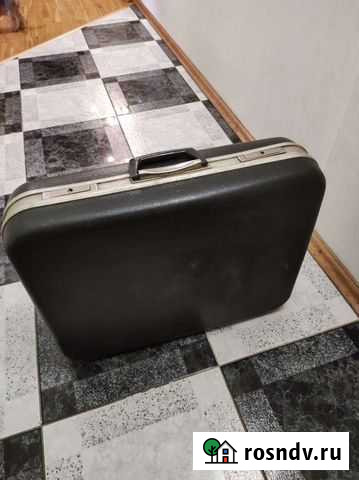 Чемодан из СССР пластиковый Уфа - изображение 1