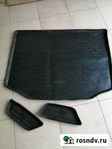 Продам коврик в богажник Toyota RAV 4 2013год. 201 Белогорск - изображение 1