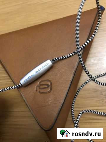 Наушники Piquadro в кожаном чехле,коллекция Bagmot Челябинск - изображение 1