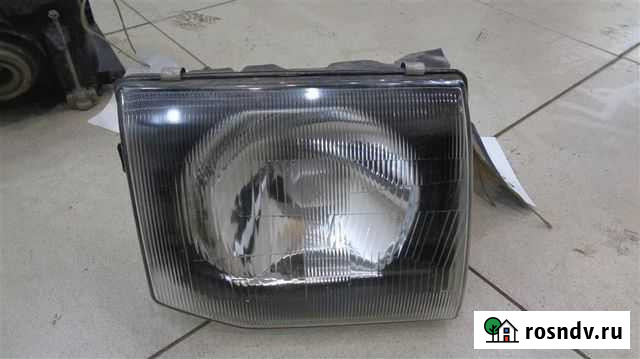 Фара правая Mitsubishi Pajero, Montero 2 1991-2004 Екатеринбург - изображение 1