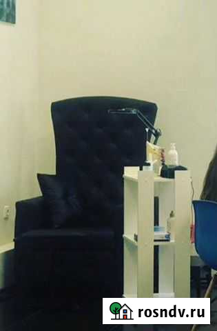 Педикюрное кресло трон с подставками б/у Санкт-Петербург - изображение 1