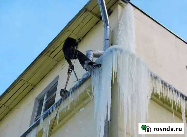 Чистка крыш от снега и сосулек (высотные работы) Саратов - изображение 1