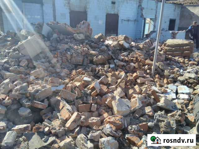 Приму битый кирпич. Пгс песок щебень.асфальтную гр Омск - изображение 1