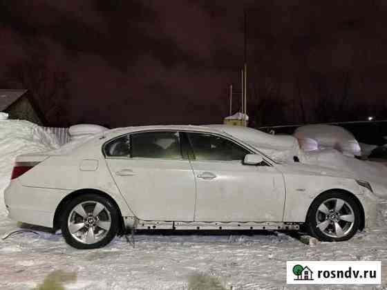 Крыло переднее правое на bmw е60 Кузнецк