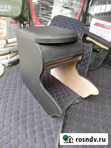 Подлокотник на Ниву 5дверку Волжский - изображение 1