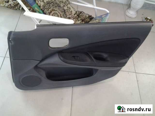 Ниссан альмера 2006г обшивка двери передней правой Екатеринбург - изображение 1
