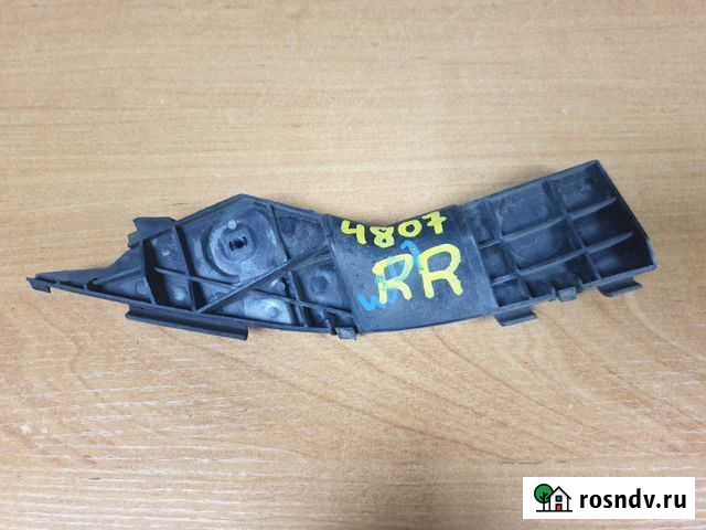 Крепление бампера заднее правое Toyota Ipsum ACM21 Смоленка - изображение 1