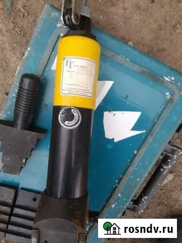 Флянцеразводчикик Мартюш - изображение 1