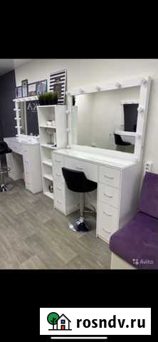 Сдам в аренду место маникюрист, визажист, бровист Якшур-Бодья - изображение 1