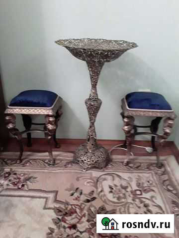 Антикварная подставка для цветов или напольная ваз Волгоград - изображение 1