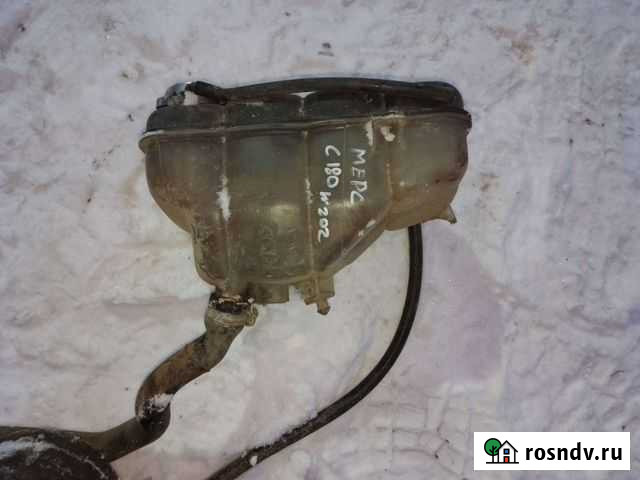 Расширительный бачок Mercedes w 202 Киров - изображение 1