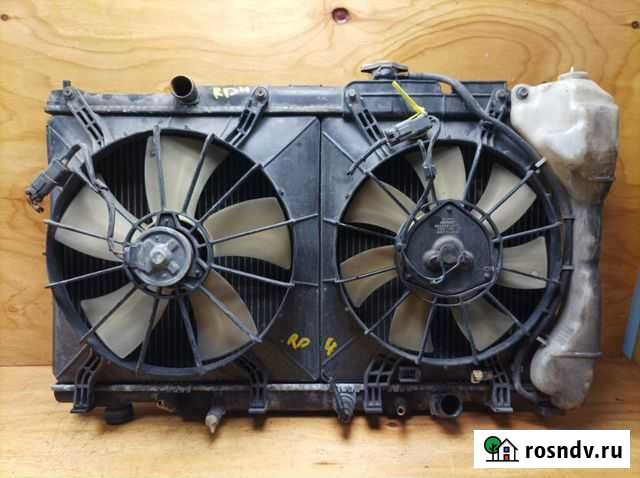 Радиатор двигателя Honda Cr-V RD4 K20A 2004 Красноярск - изображение 1