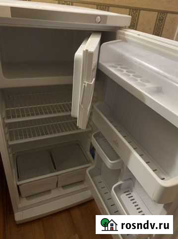 Холодильник Губкин - изображение 1