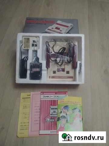 Famicom HVC-001 (состояние новой) Магадан - изображение 1
