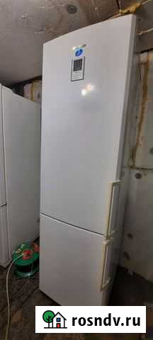 Холодильник Samsung 2м No Frost (доставка) Саратов - изображение 1