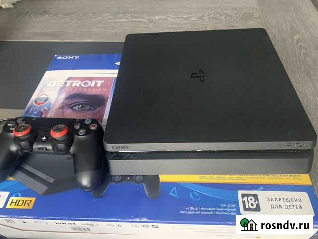 Sony play station 4 slim 1tb Ростов-на-Дону - изображение 1