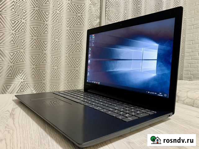 Красавец «Lenovo» 2019 года (4ядра/4Gb/SSD) Южноуральск - изображение 1