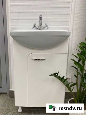 Раковина с тумбой и смесителем Саратов - изображение 1