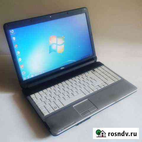 Ноутбук Fujitsu Siemens Core i3 Солнечногорск