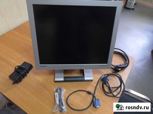 Монитор с колонками Samsung 172B Мурманск - изображение 1