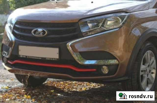 Накладка на передний бампер красная LADA X-ray Чебоксары - изображение 1