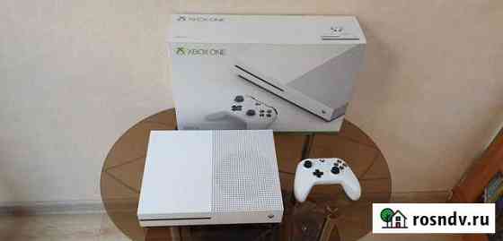 Xbox One S в упаковке с играми Пенза