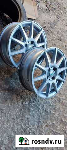 Литые диски r15 стояли на hyundai solaris бу Ухта - изображение 1