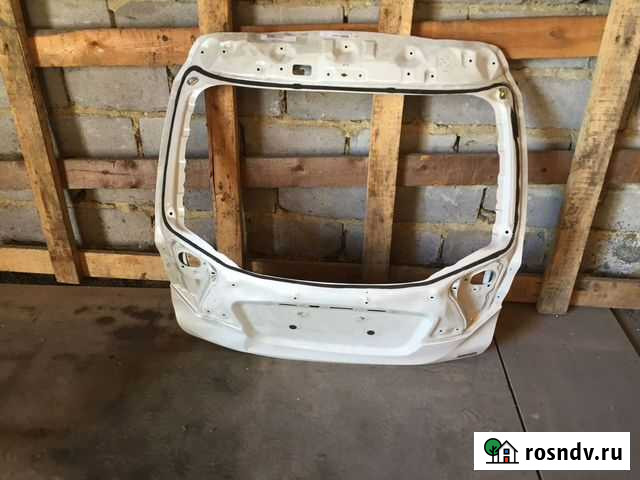 Крышка багажника Toyota C-HR 2016 Челябинск - изображение 1