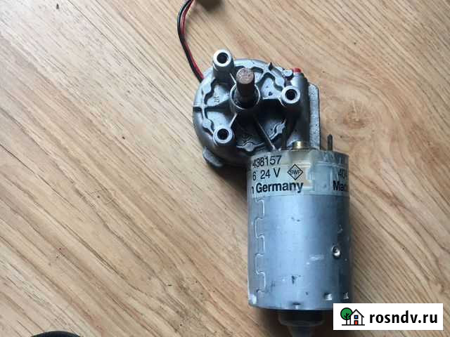 Электродвигатель с редуктором 24v Санкт-Петербург - изображение 1