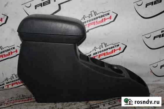 Подлокотник toyota matrix voltz ZZE136 ZZE137 ZZE1 Омск