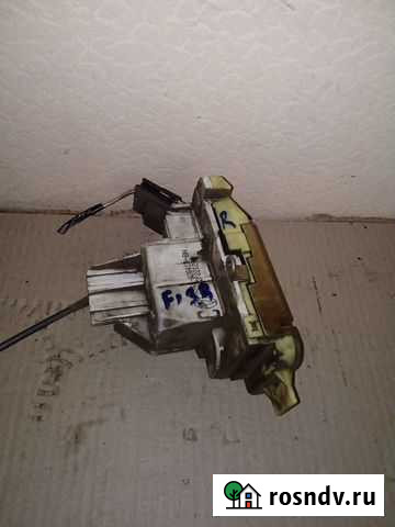 Форд Фокус 1. Замок задней правой двери Ростов-на-Дону - изображение 1